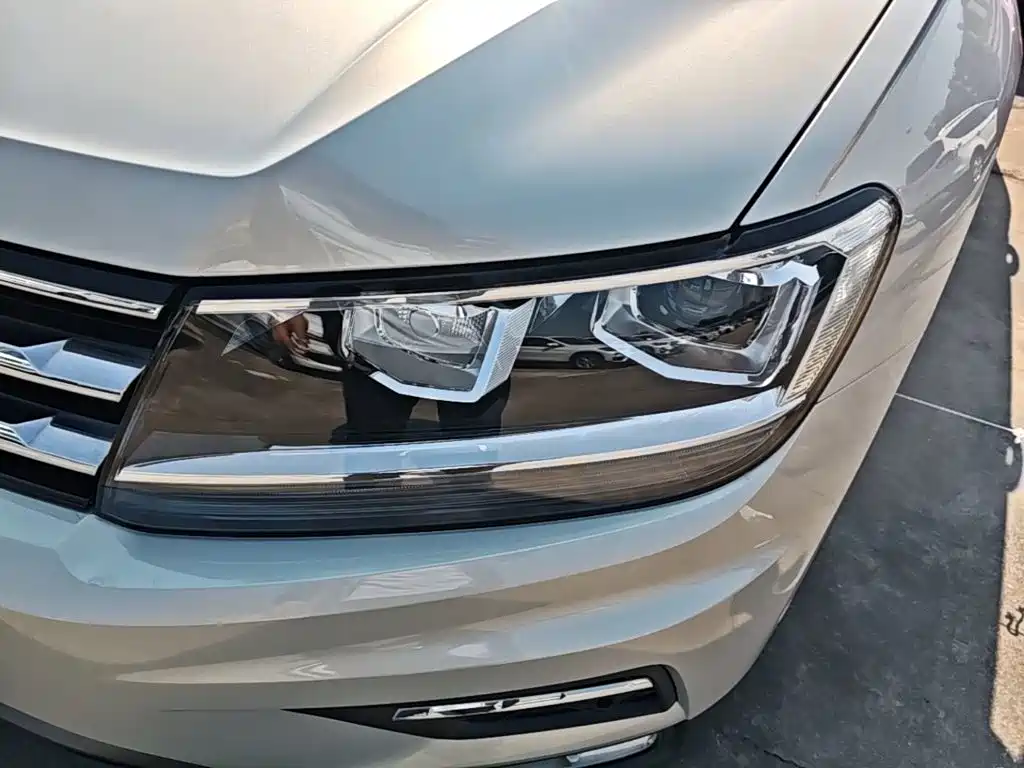 Volkswagen Tiguan L — миниатюра 24