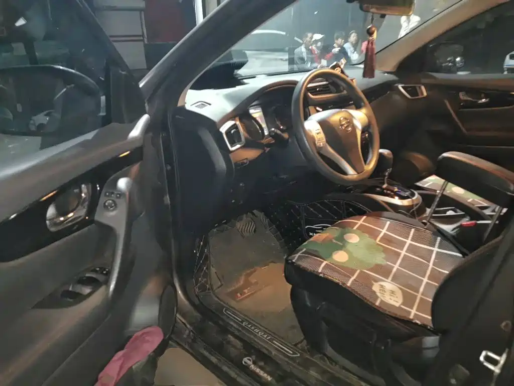 Nissan Qashqai — миниатюра 17
