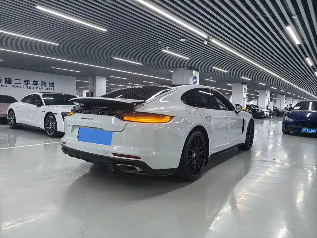 Porsche Panamera — миниатюра 17
