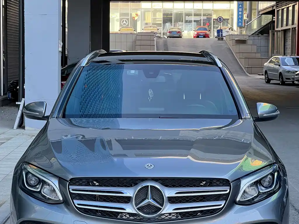Mercedes-Benz GLC 2018 GLC 260 4MATIC