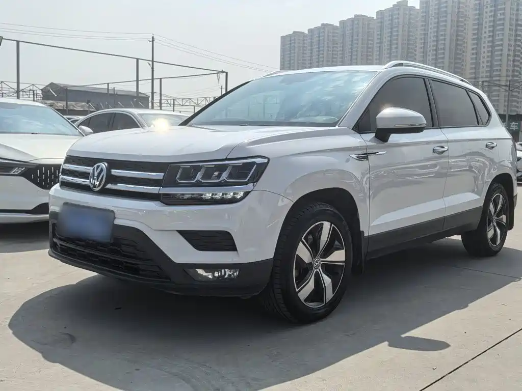 Volkswagen Tharu — миниатюра 2