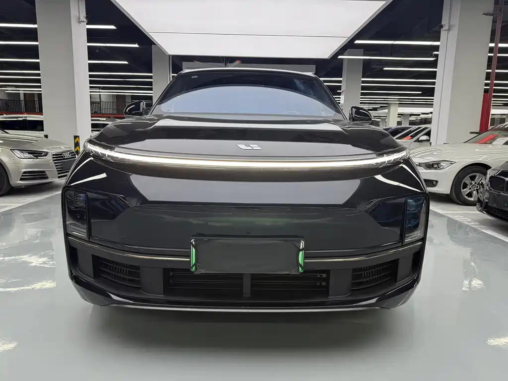 Li Auto Li L8 — миниатюра 2
