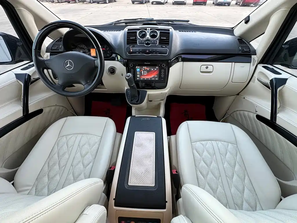 Mercedes-Benz Vito — миниатюра 10