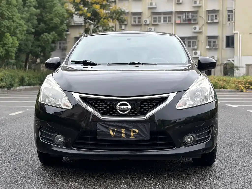 Nissan Tiida — миниатюра 2