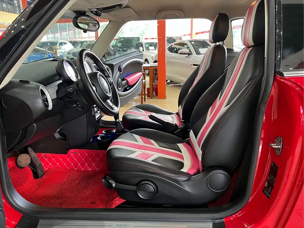 MINI Mini Clubman — миниатюра 9