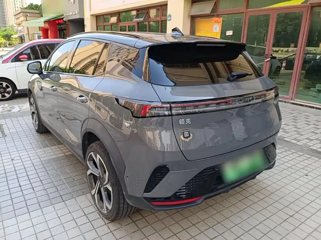 Lynk & Co 06 EM-P — миниатюра 5