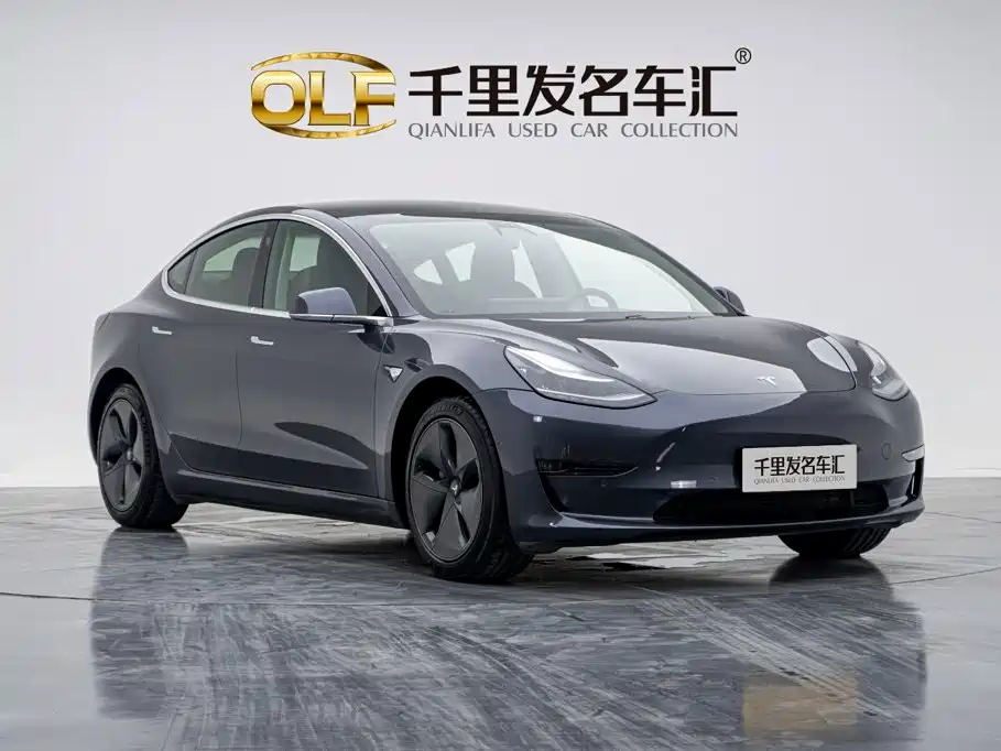 Tesla Model 3 — миниатюра 5
