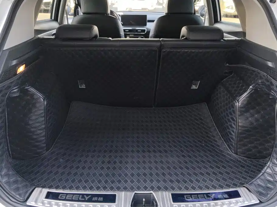 Geely Binyue — миниатюра 4