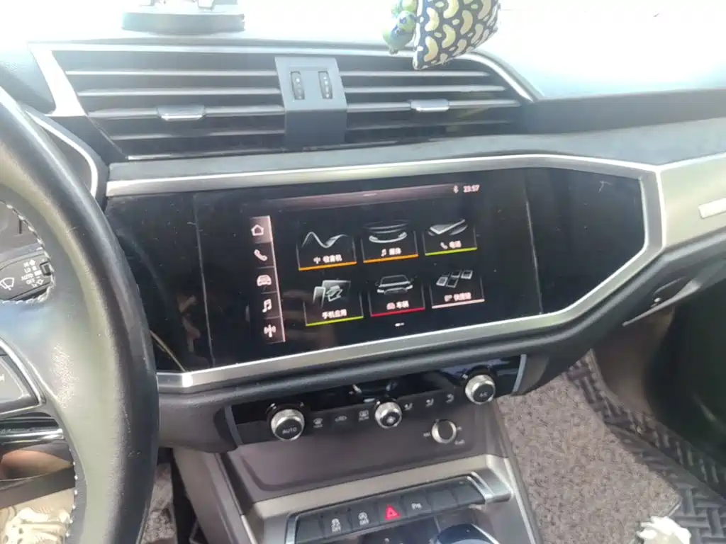 Audi Q3 — миниатюра 18