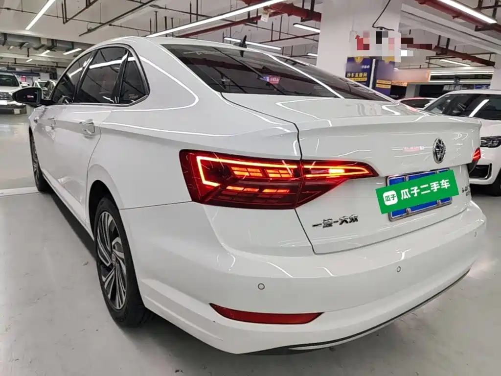 Volkswagen Sagitar — миниатюра 5