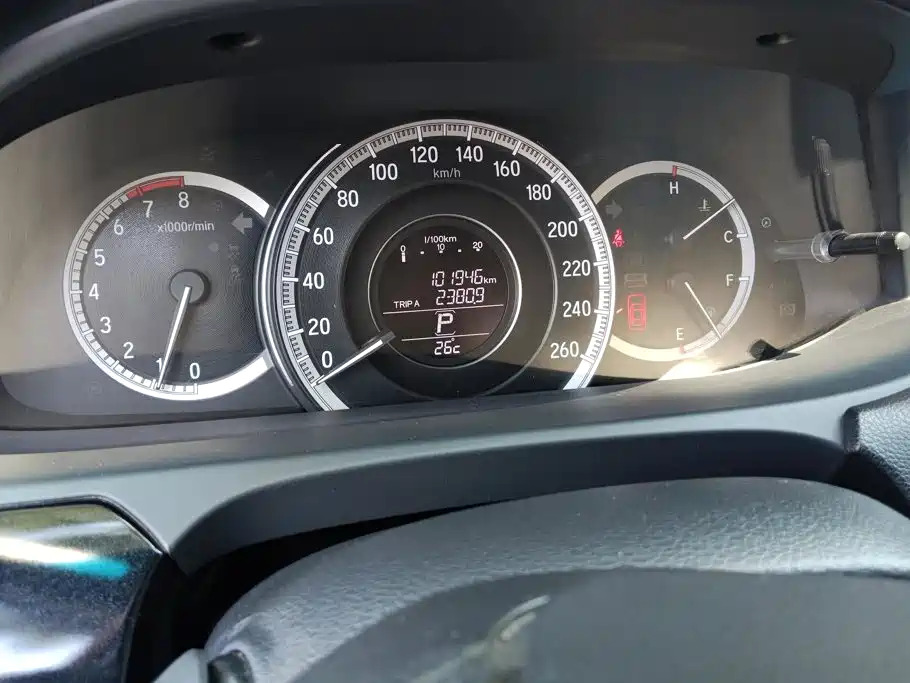 Honda Accord — миниатюра 14