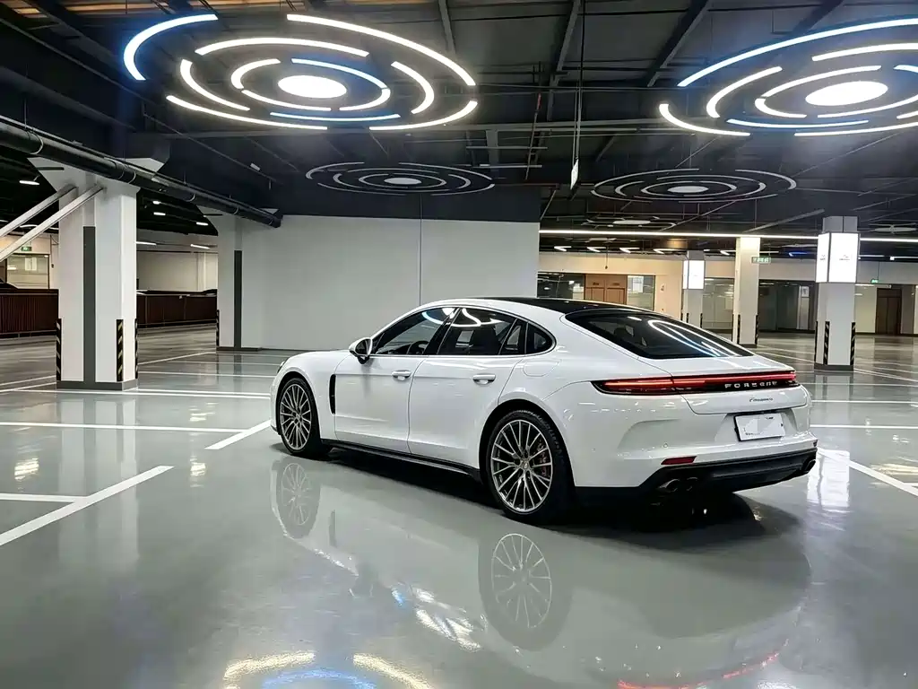 Porsche Panamera — миниатюра 15