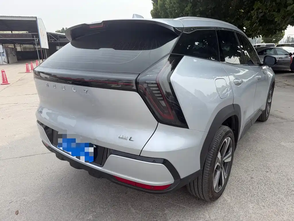 Geely Boyue L — миниатюра 6