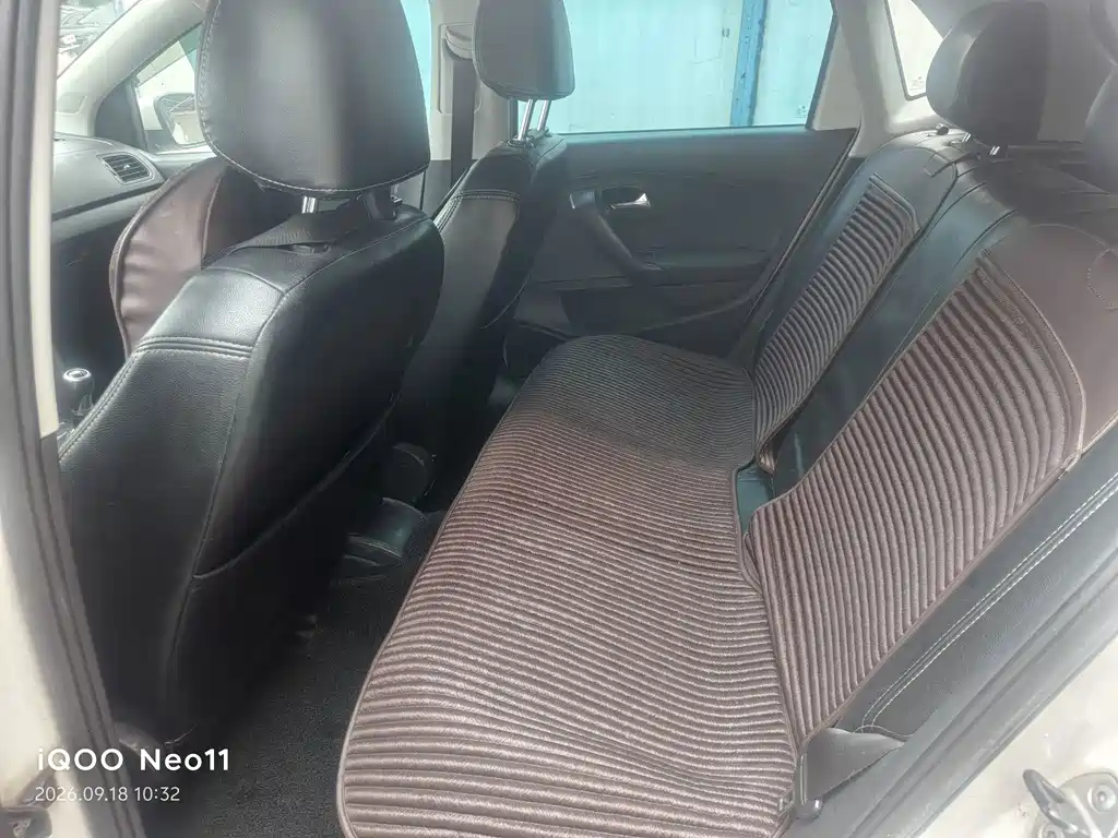Volkswagen Polo — миниатюра 5