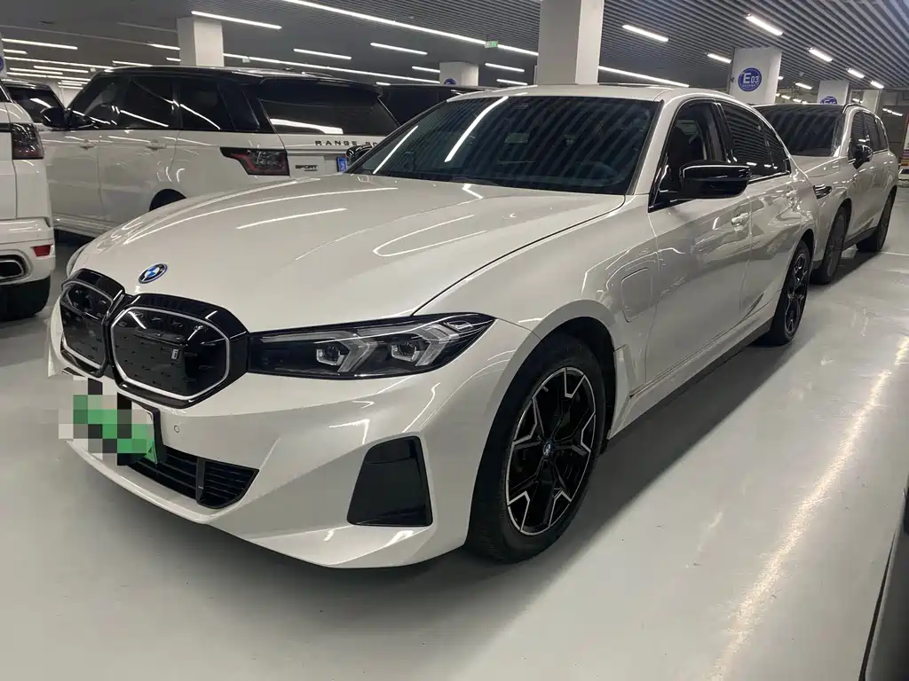 BMW i3 2023