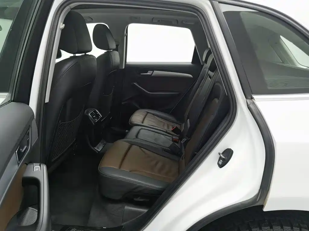 Audi Q5 — миниатюра 15