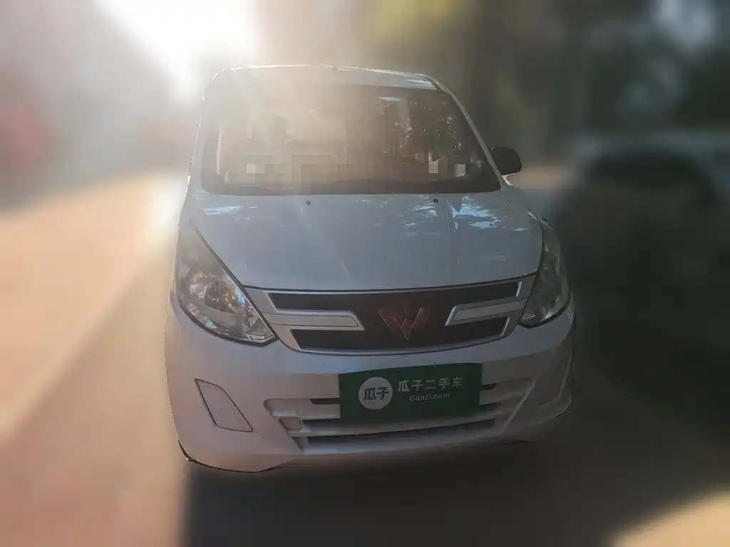 Wuling Rongguang V — миниатюра 2