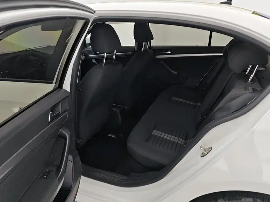 Volkswagen Lavida — миниатюра 11
