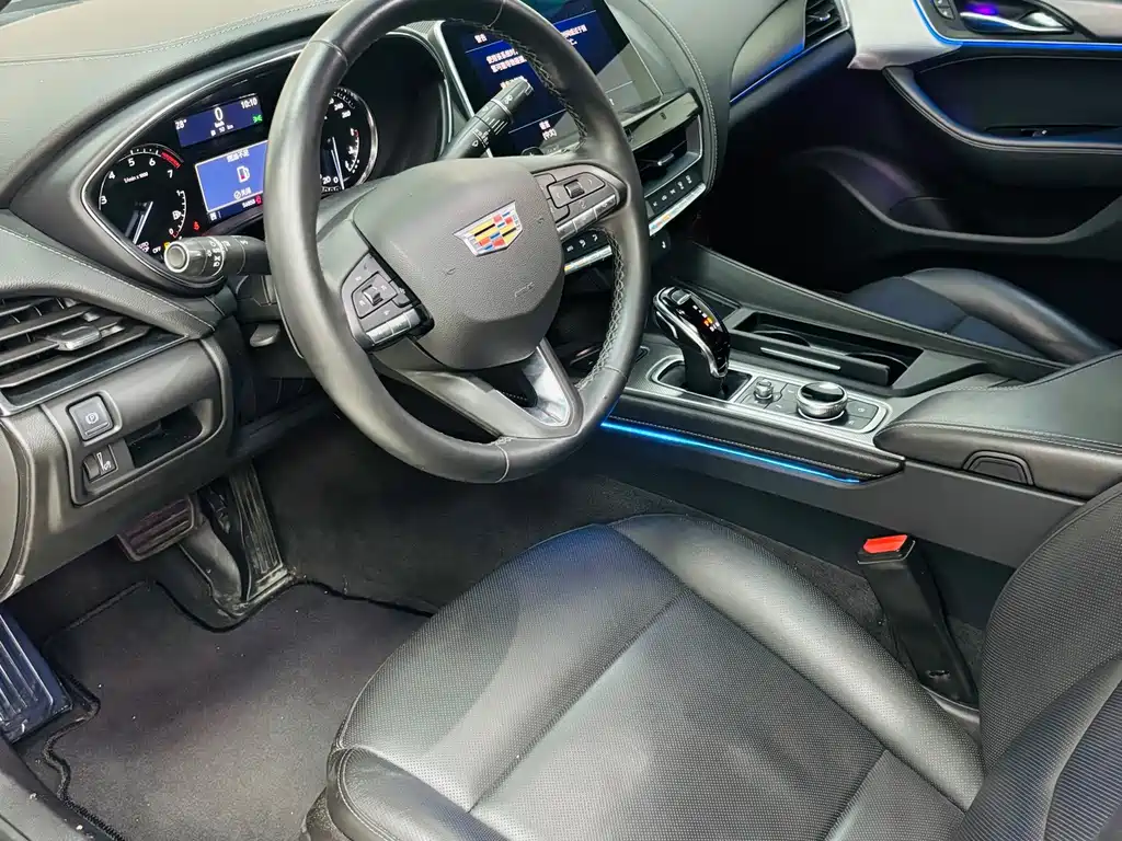 Cadillac CT5 — миниатюра 7