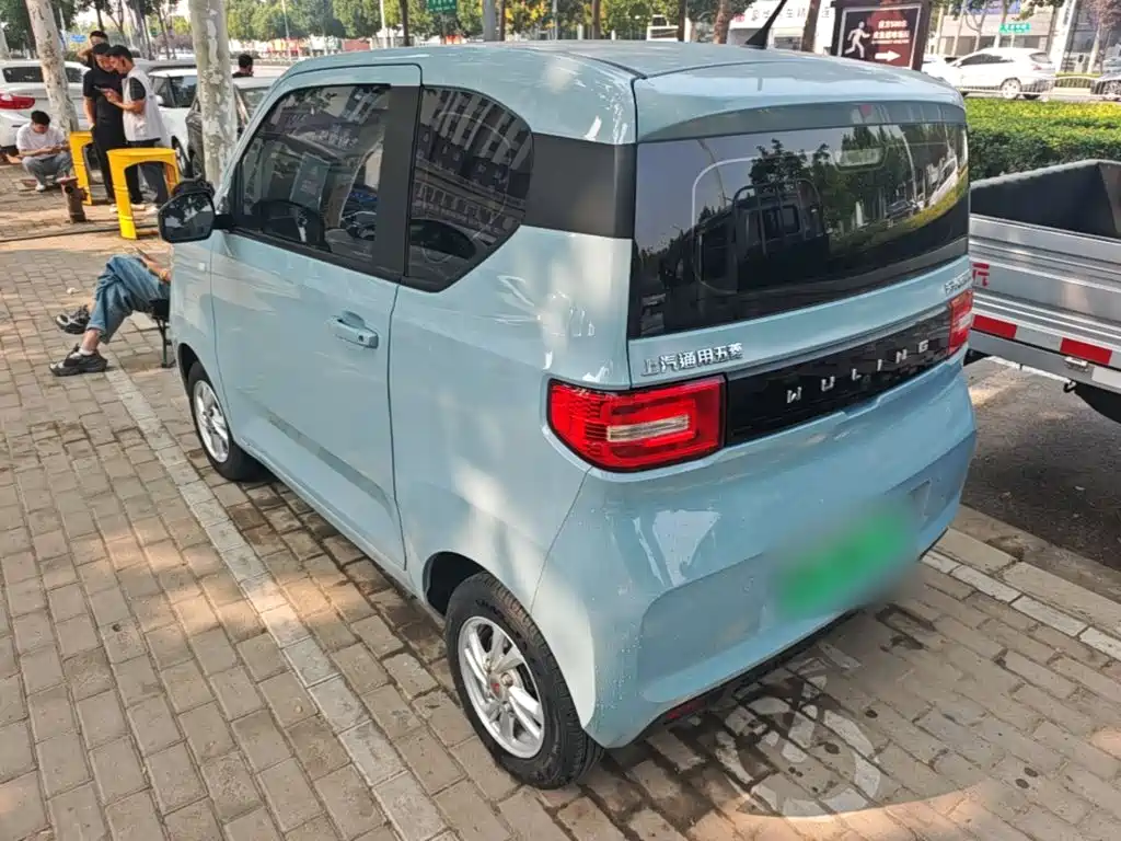 Wuling MINIEV — миниатюра 5
