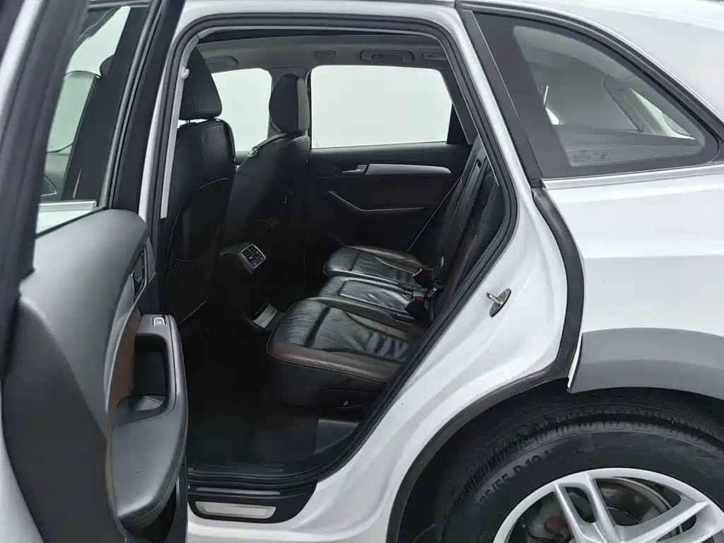 Audi Q5 — миниатюра 15