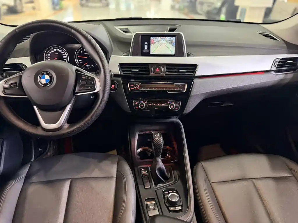 BMW X1 — миниатюра 6