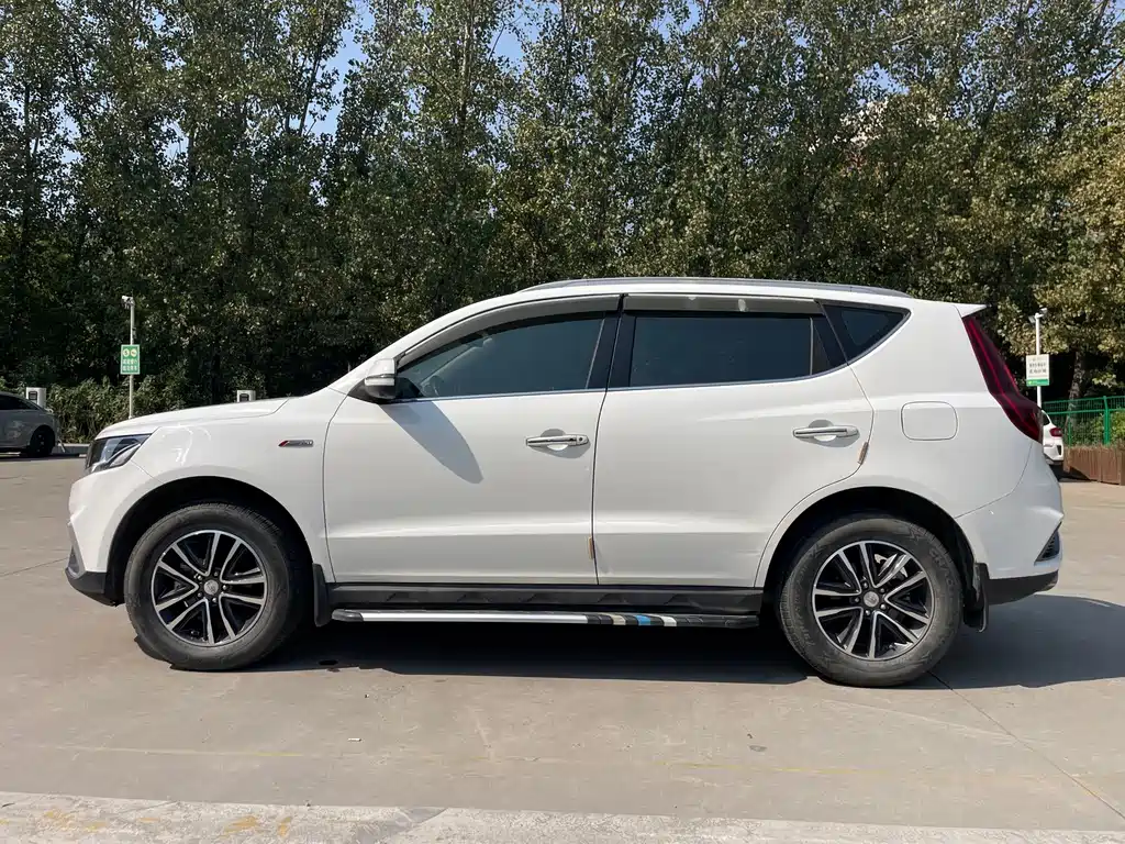 Geely Vision X6 — миниатюра 14