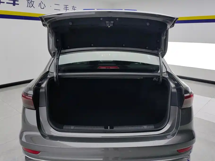 Geely Emgrand — миниатюра 4