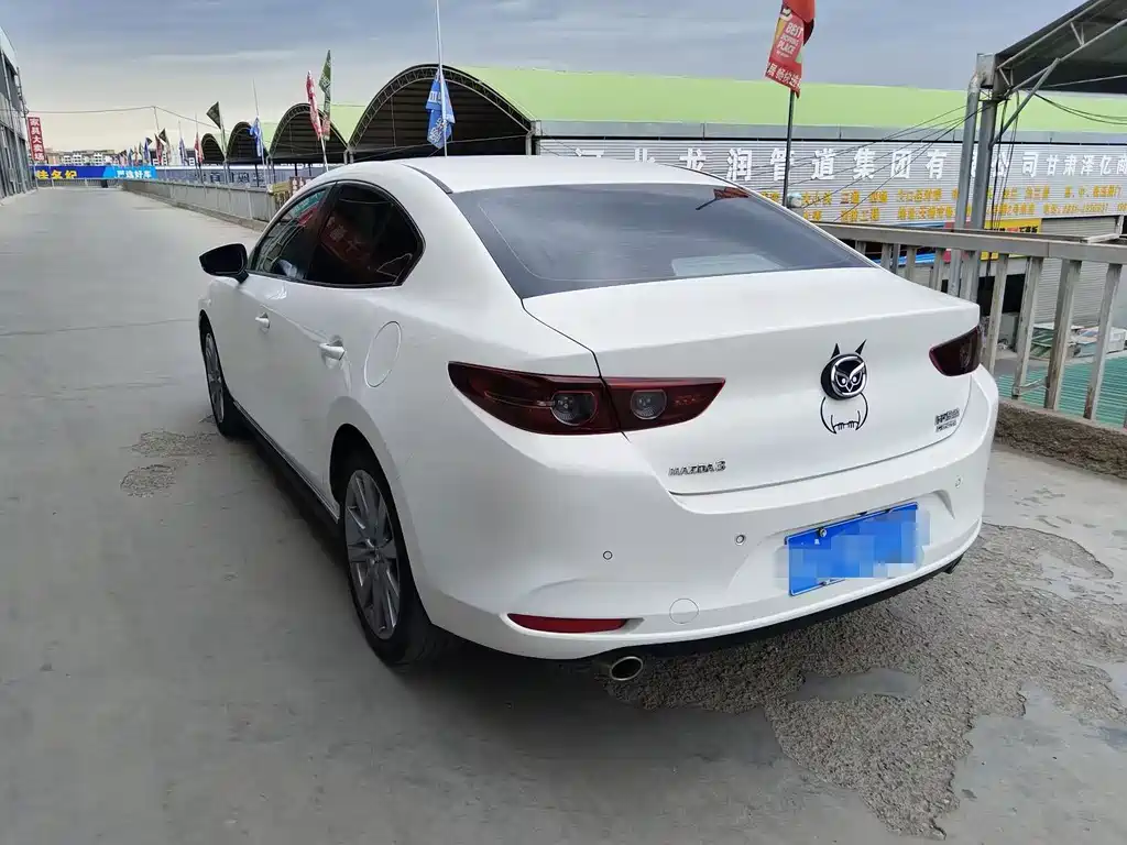 Mazda 3 Axela — миниатюра 4