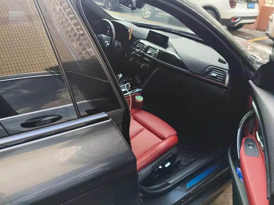 BMW 3 Series GT — миниатюра 8