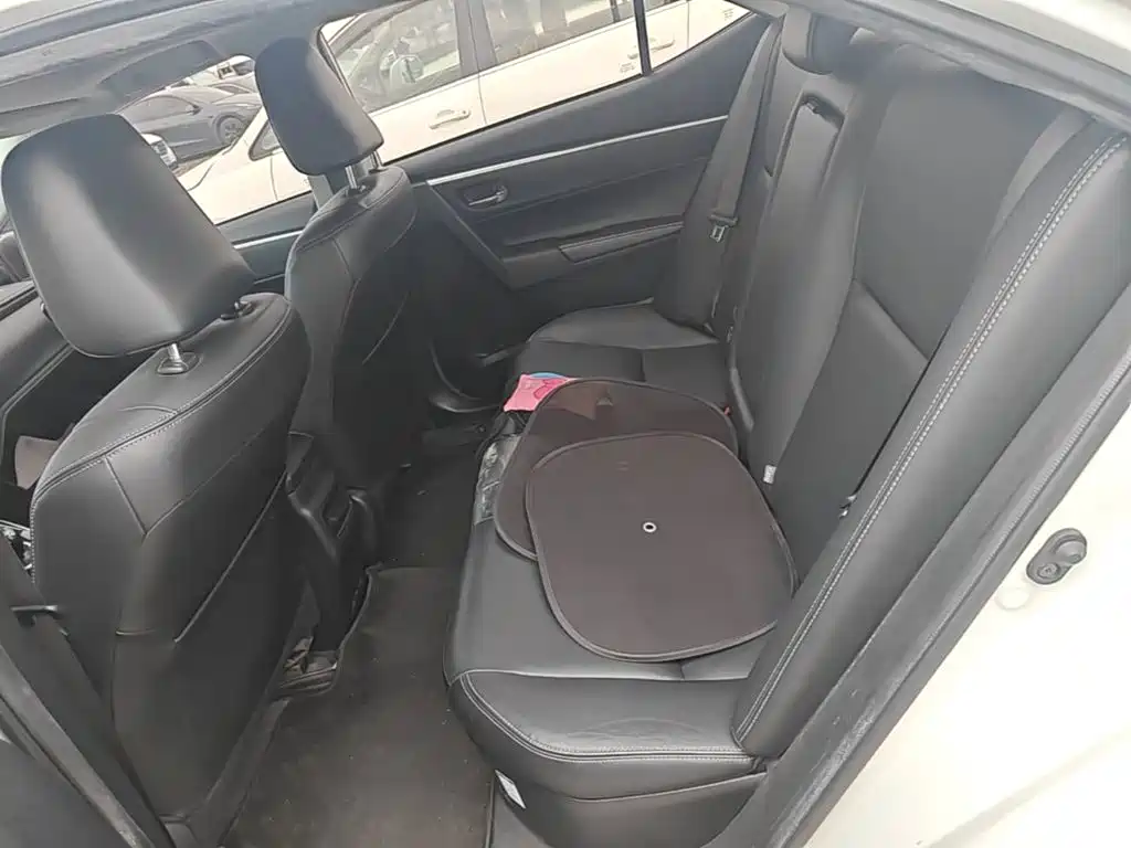 Toyota Corolla Hybrid — миниатюра 17