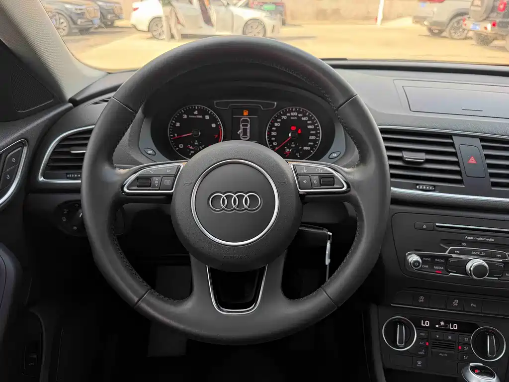 Audi Q3 — миниатюра 11