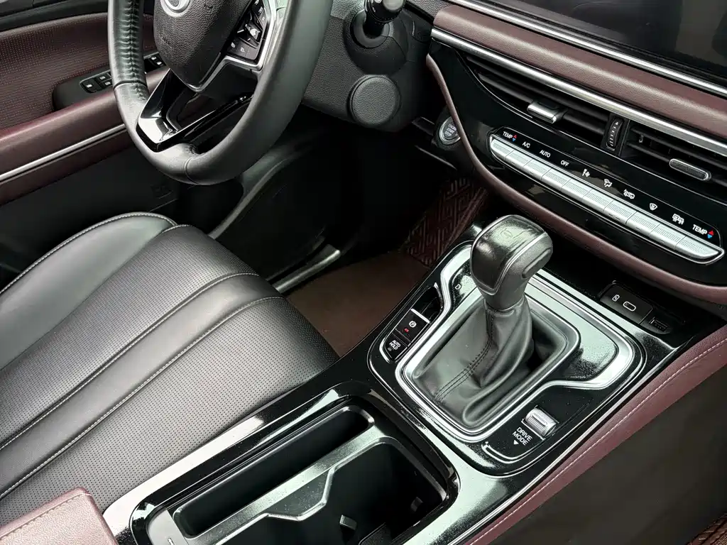 GAC Motor Trumpchi M6 — миниатюра 9