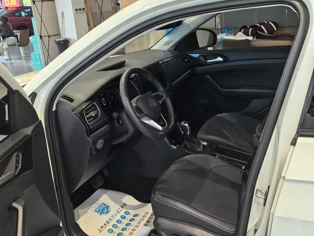 Volkswagen Tharu — миниатюра 6
