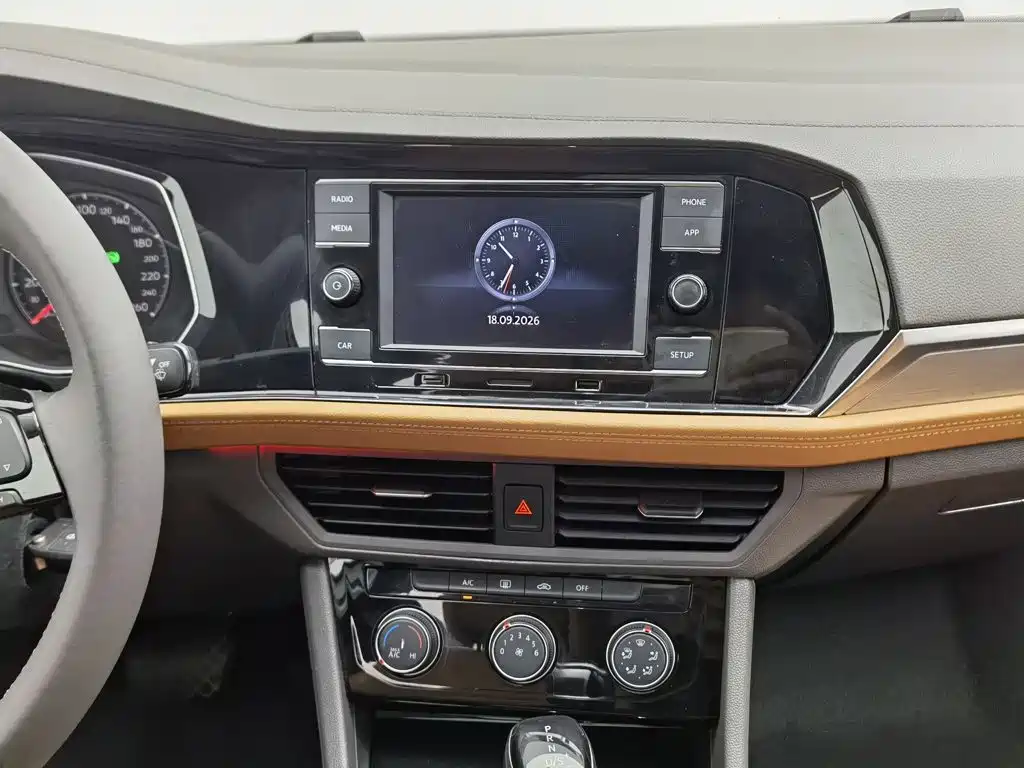 Volkswagen Sagitar — миниатюра 12