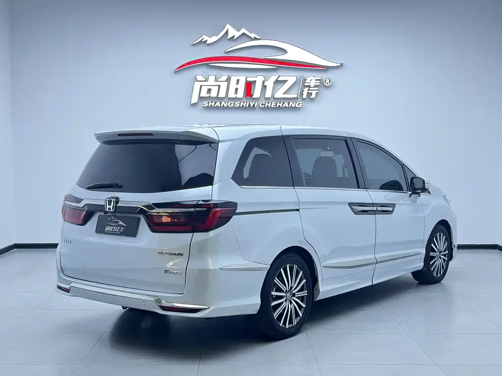 Honda Elysion 2024 2.0L e:HEV Luxury