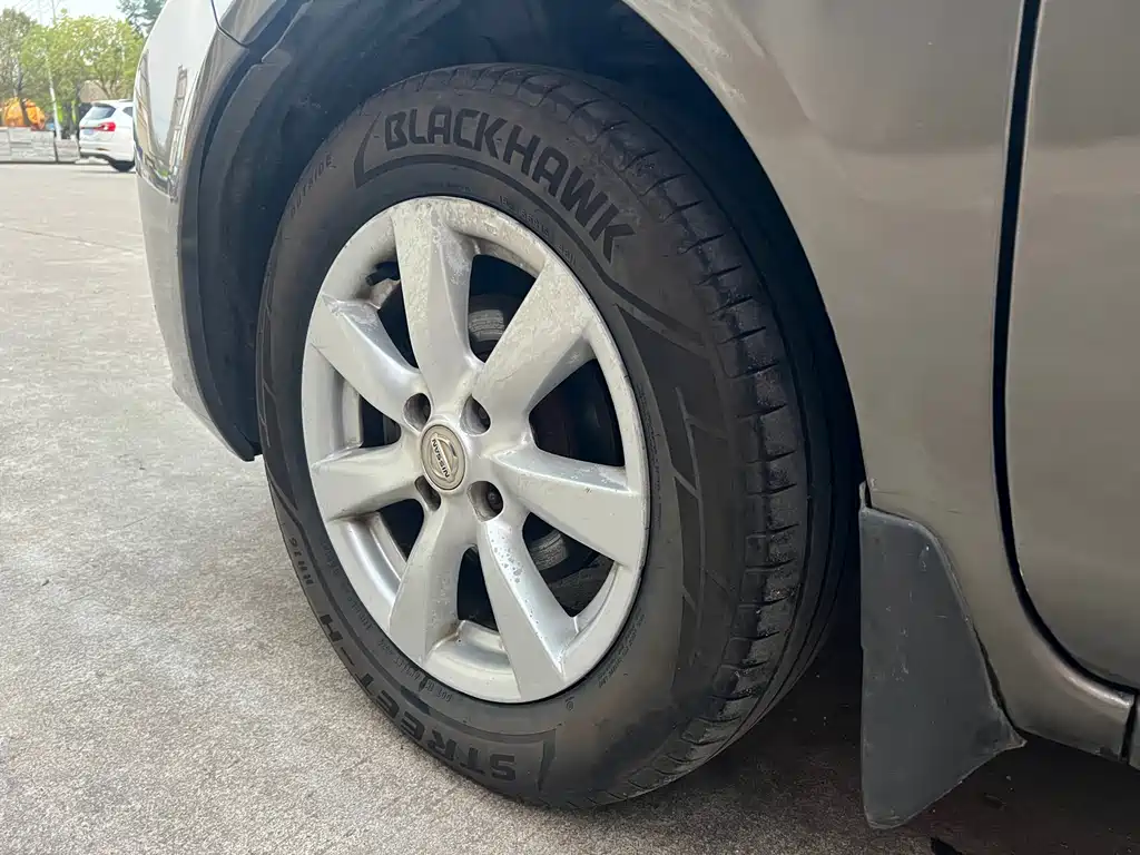 Nissan Sunny 2011 1.5XE MT Comfort