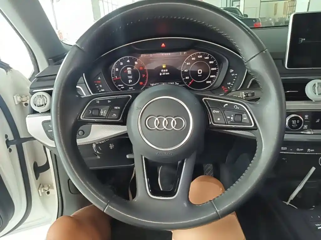 Audi A4L — миниатюра 11