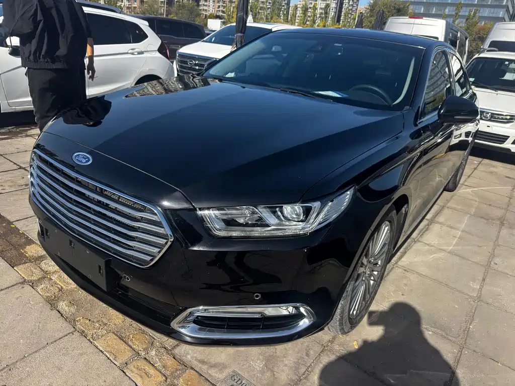 Ford Taurus