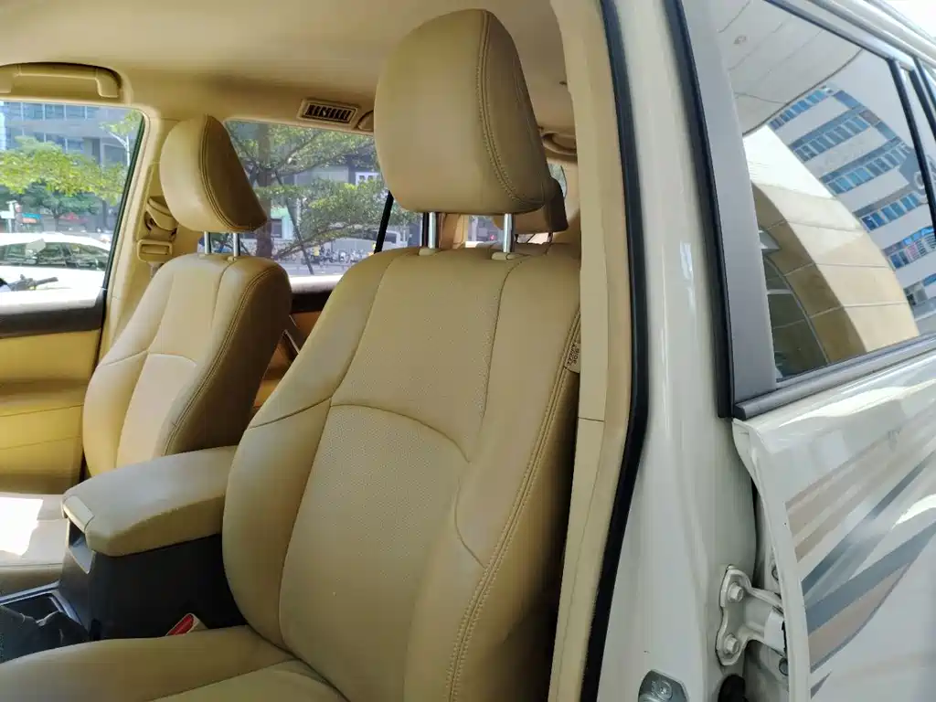 Toyota Prado (Import) — миниатюра 17