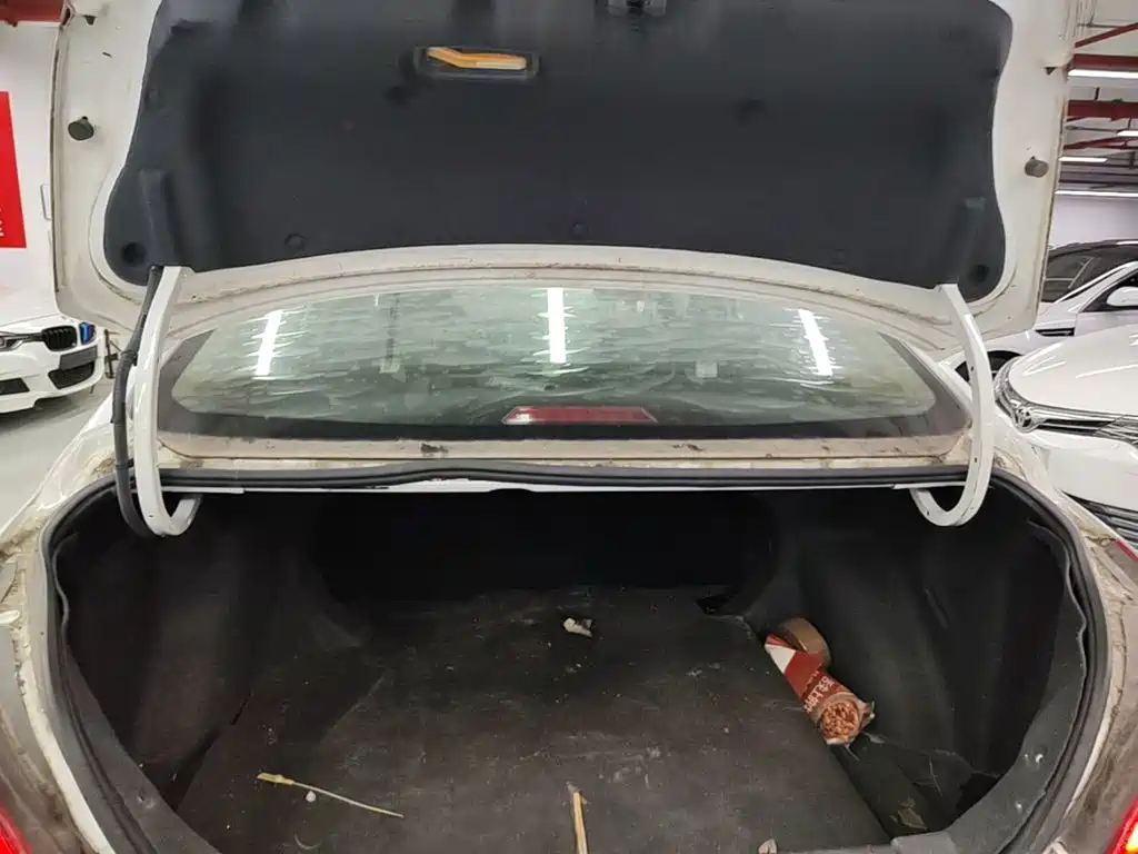 Geely Emgrand — миниатюра 19