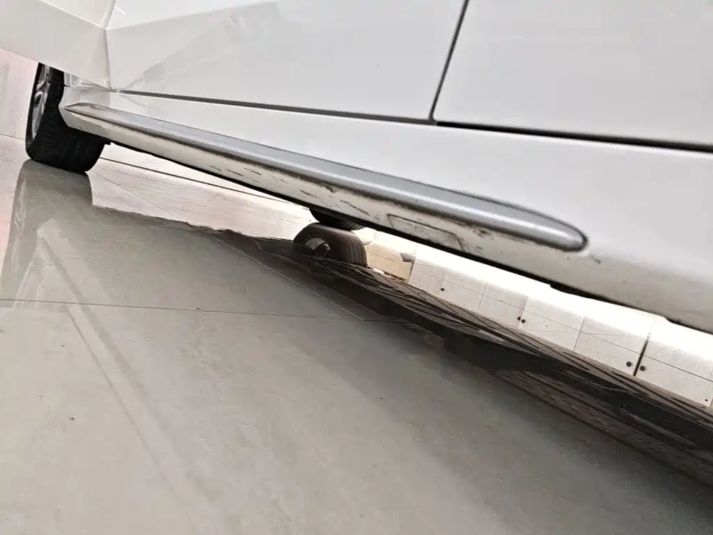 Mercedes-Benz C-Class — миниатюра 21