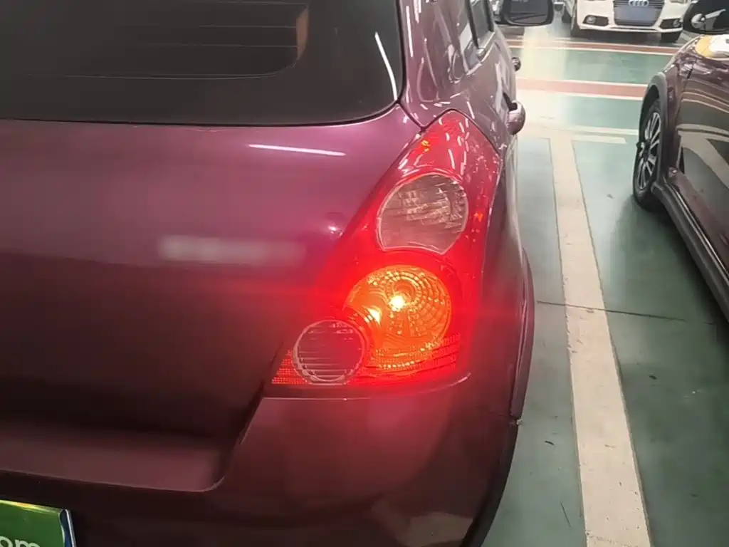 Suzuki Swift — миниатюра 8