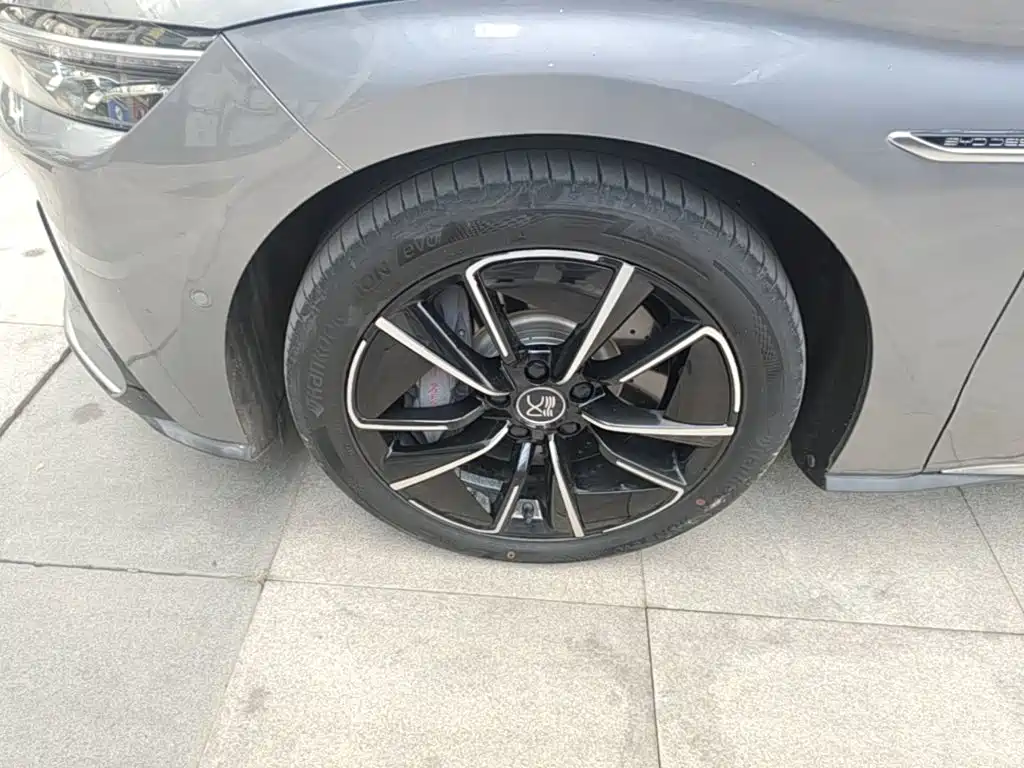 BYD Han — миниатюра 23