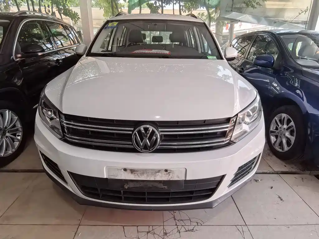 Volkswagen Tiguan — миниатюра 2