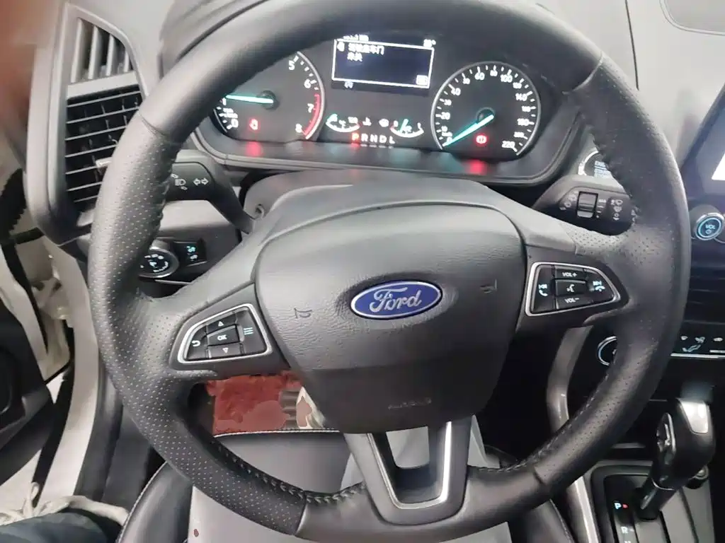 Ford Ecosport — миниатюра 11