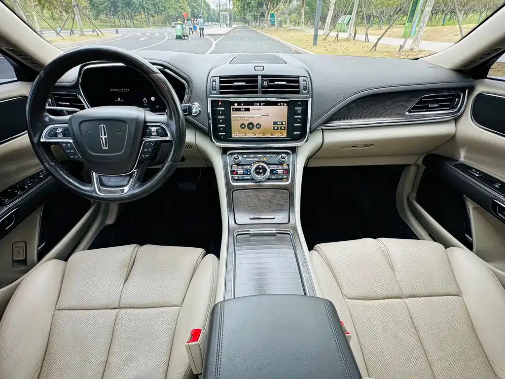 Lincoln Continental — миниатюра 10
