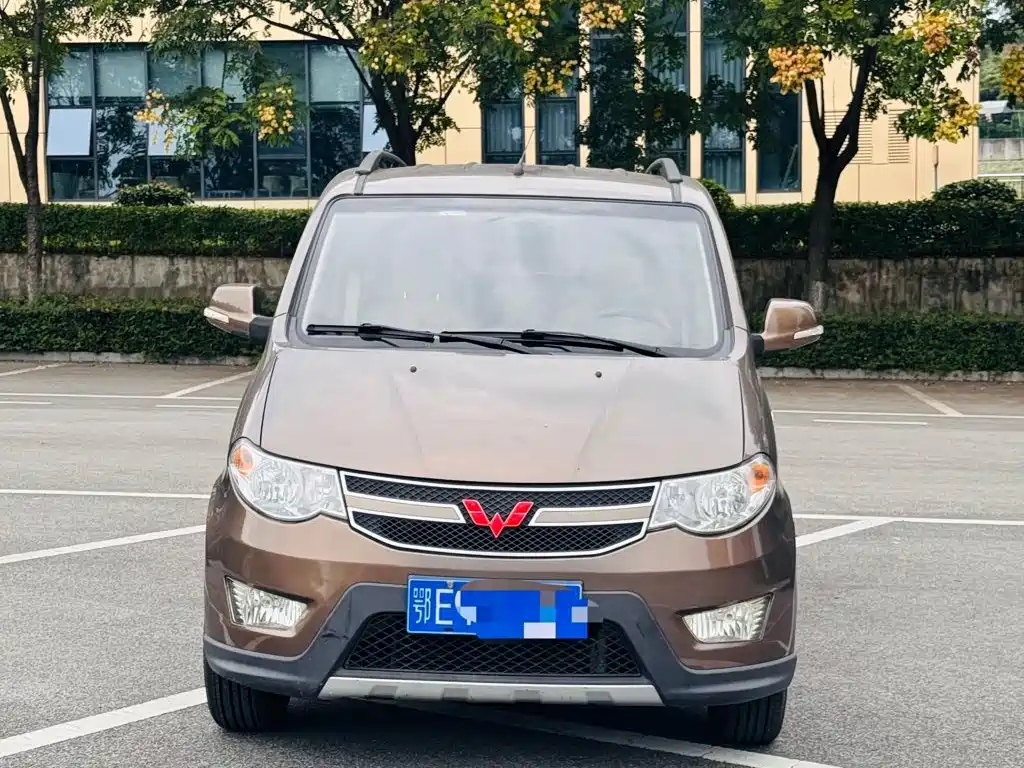 Wuling Hongguang — миниатюра 8