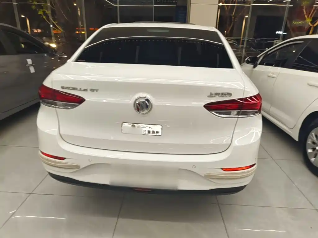 Buick Excelle — миниатюра 6