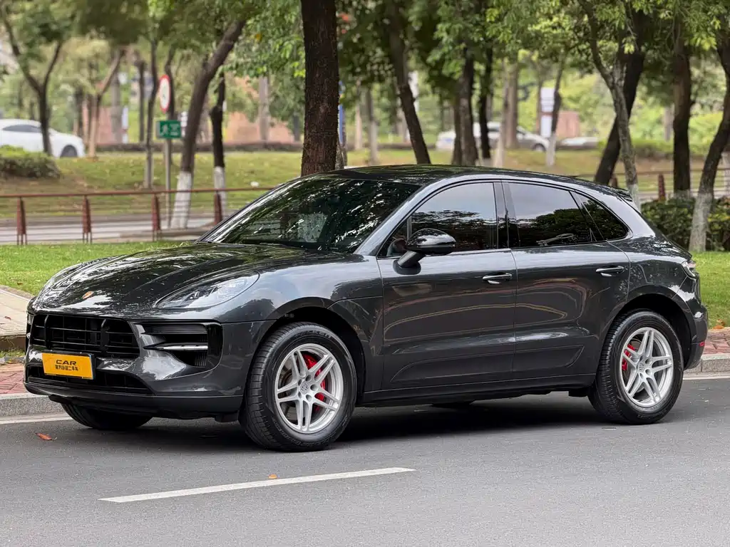 Porsche Macan 2021